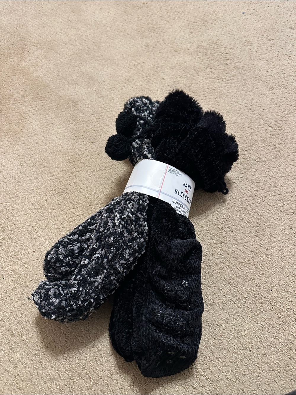 Cozy Women’s Black & Gray Sock Pack